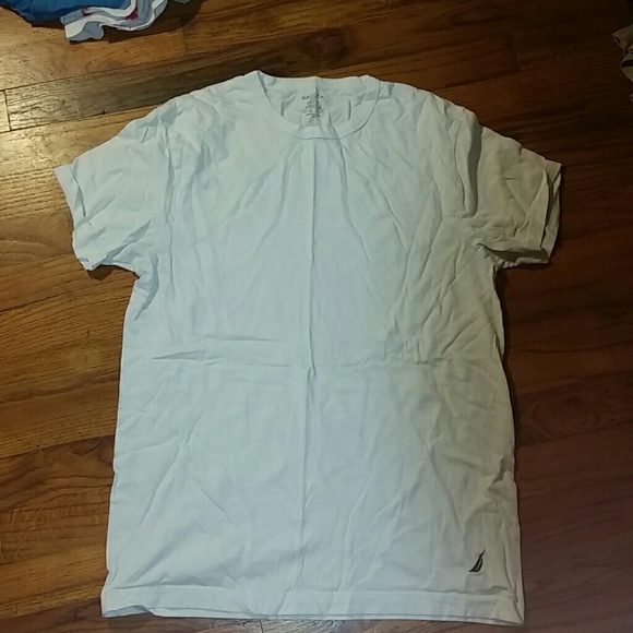 White t-shirt