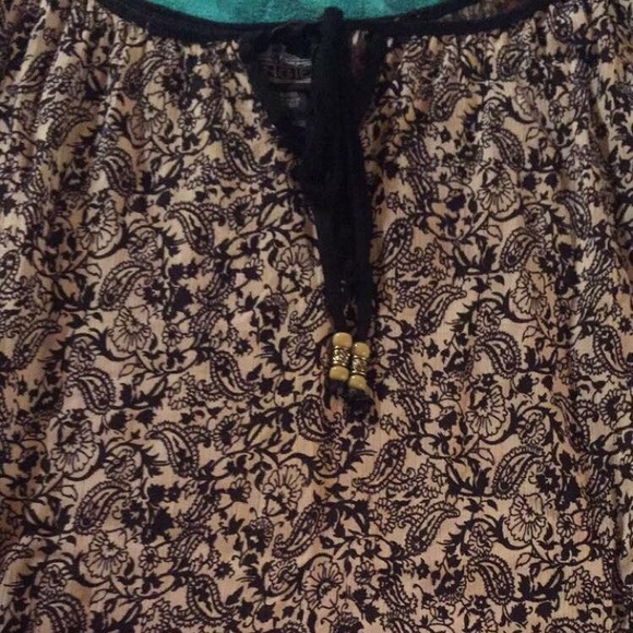 Shirt - Picture 2 of 2