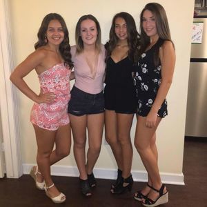 Meet your Posher, Sophia