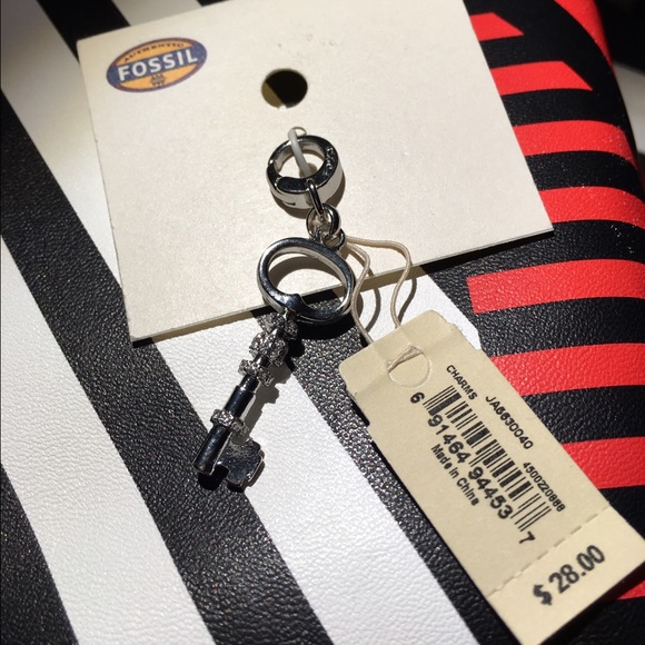 NWT Fossil Pave Key Charm - Picture 3 of 4