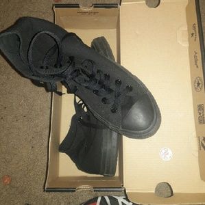 Black Converse