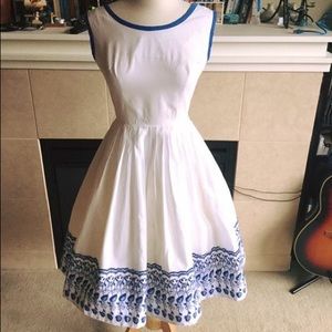 60s Kerrybrooke Cotton Dress with Embroidered Hem