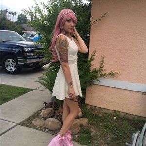 Light pink cross play wig 😌💜 lowest