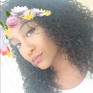 Meet your Posher, Destiny