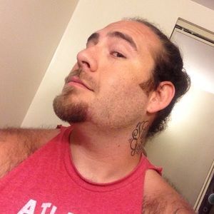 Meet your Posher, Troy