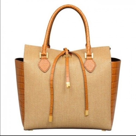 🎉 Today Only 🎉Michael Kors Miranda Novelty Tote