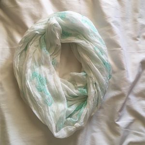 Infinity scarf w/ minty turquoise seahorse print