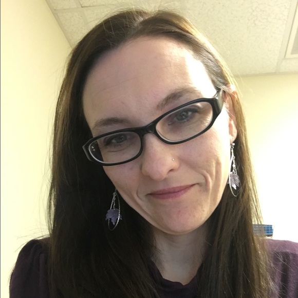 Meet your Posher, Erin - Picture 4 of 6