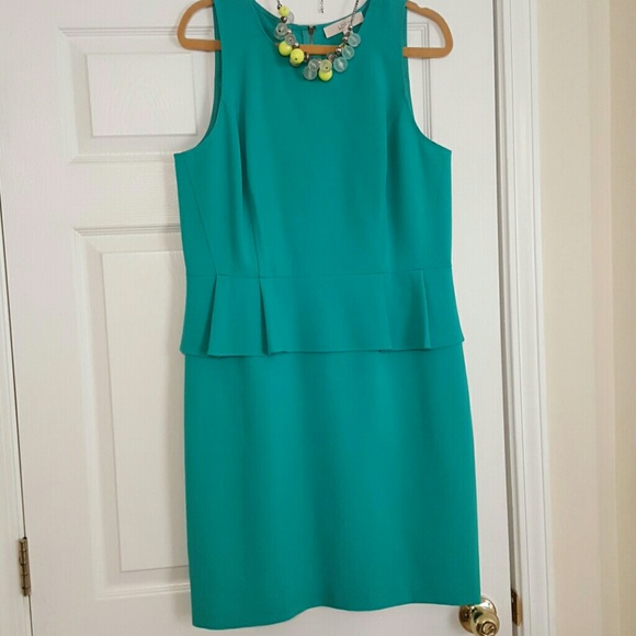 Beautiful Green Sheath dress