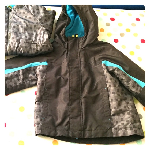 4t Cherokee Coat w/ detachable jacket