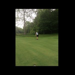 Meet your Posher, Leslie