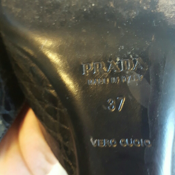 Prada shoes - Picture 4 of 4