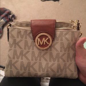 Michael kors fulton cross body