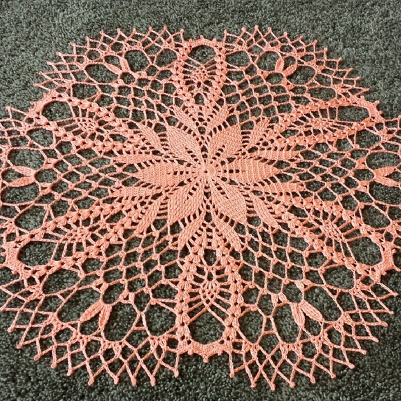 New 20" handmade crochet doily - Picture 2 of 3