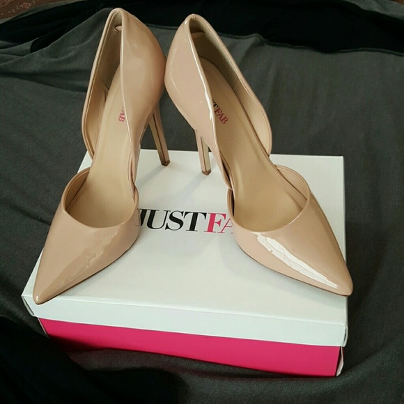 Nude Patent leather Shoe