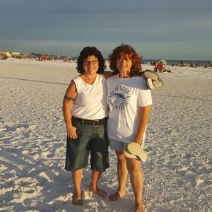 Meet your Posher, Deena