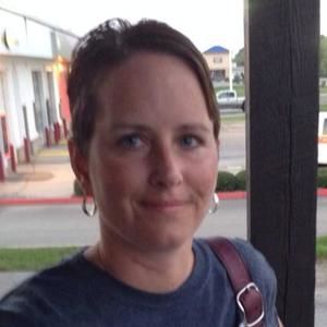 Meet your Posher, Leigh