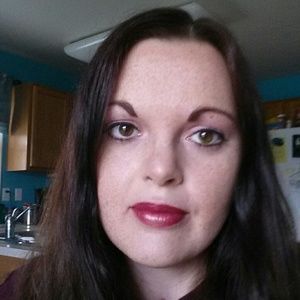 Meet your Posher, Mel