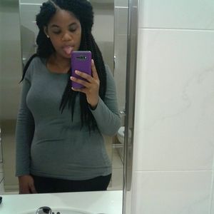 Meet your Posher, Dequanna