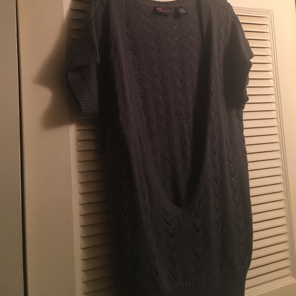 Sweater - Picture 2 of 3