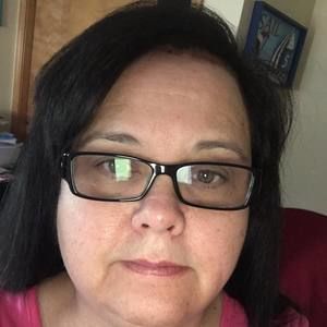 Meet your Posher, Genia