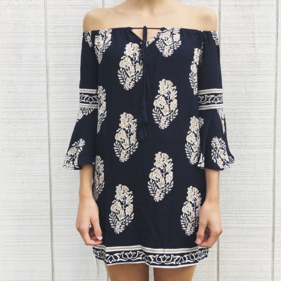 ⓝⓔⓦ Casual Off-the-shoulder Dress - Picture 2 of 4