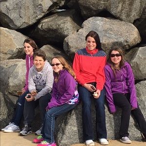 Meet your Posher, Dawn