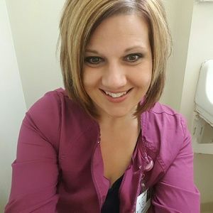 Meet your Posher, Stacy