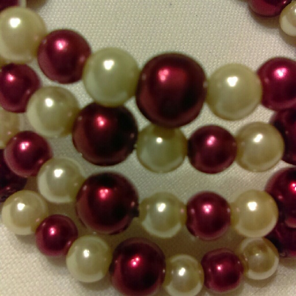 Handmade Memory Wire Bracelet Burgundy/White - Picture 4 of 4