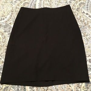 SOLD🎊The Limited Black career skirt✨So Versatile!