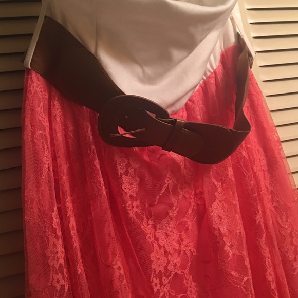 Dress - Picture 2 of 4