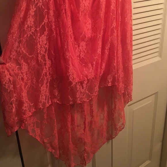 Dress - Picture 3 of 4