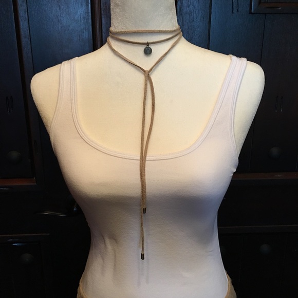 Boho/chic monogram choker - Picture 2 of 3