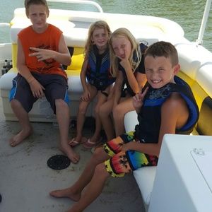 Meet your Posher, Julie