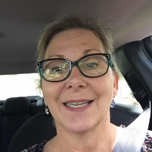 Meet your Posher, Gena