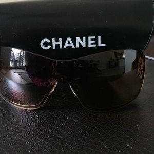 Authentic Chanel Sunglasses😎