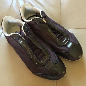 Lacoste sneakers, size 5