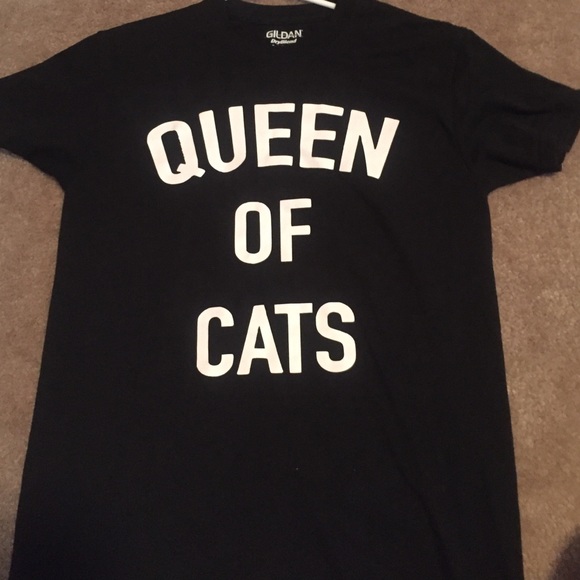 Queen of Cats T Shirt S - Picture 2 of 2