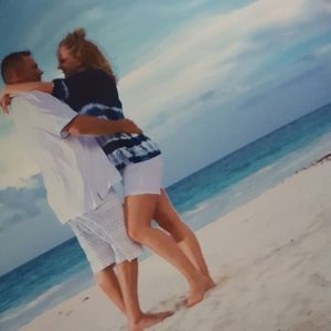 Meet your Posher, Samantha j.