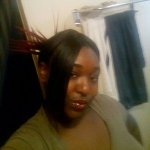 Meet your Posher, Latasha