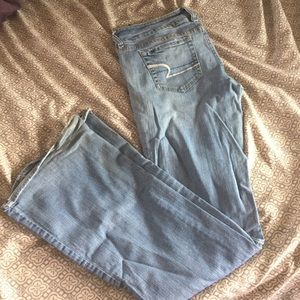AE Artist Jeans