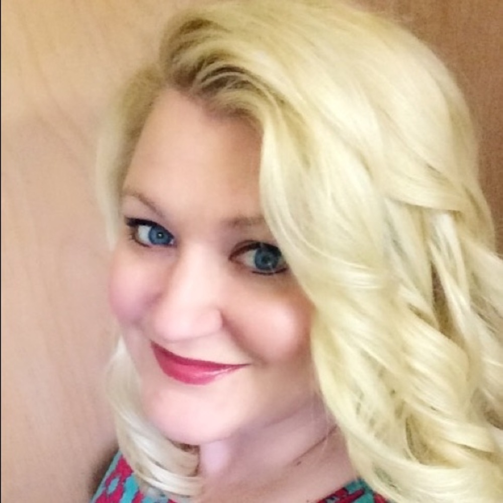 Meet your Posher, Gina