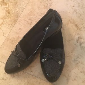 Giani Bernini black patent tassel loafers