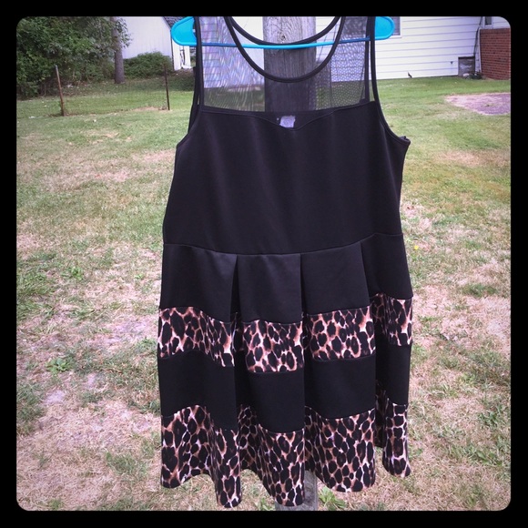 Leopard print and black party dress