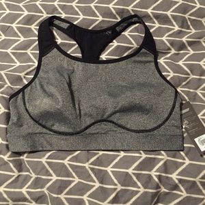 Old Navy Active sports bra