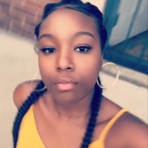 Meet your Posher, Ashlee