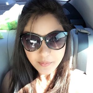Meet your Posher, Shefali