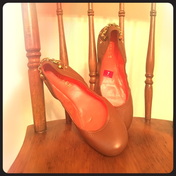 Tan Flats