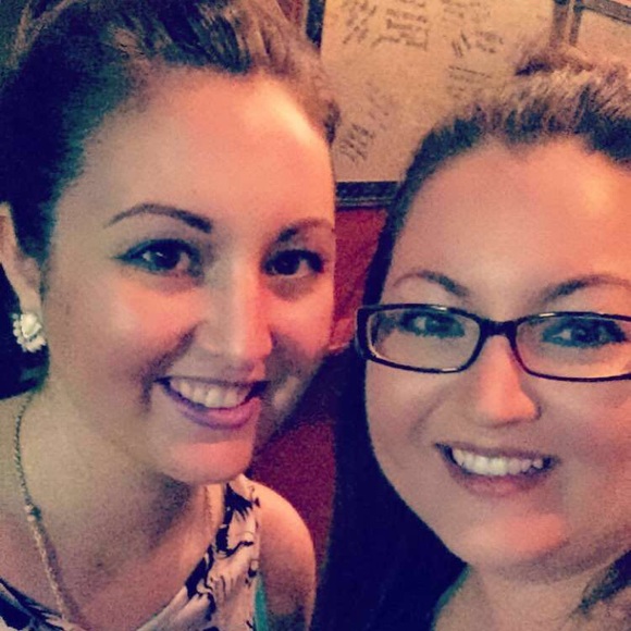 Meet your Posher, Amanda - Picture 5 of 7