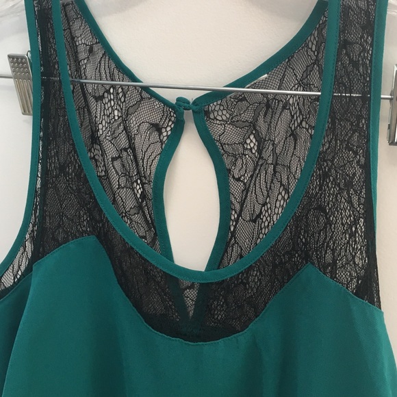 Charlotte Russe Ruffle top - Picture 3 of 4